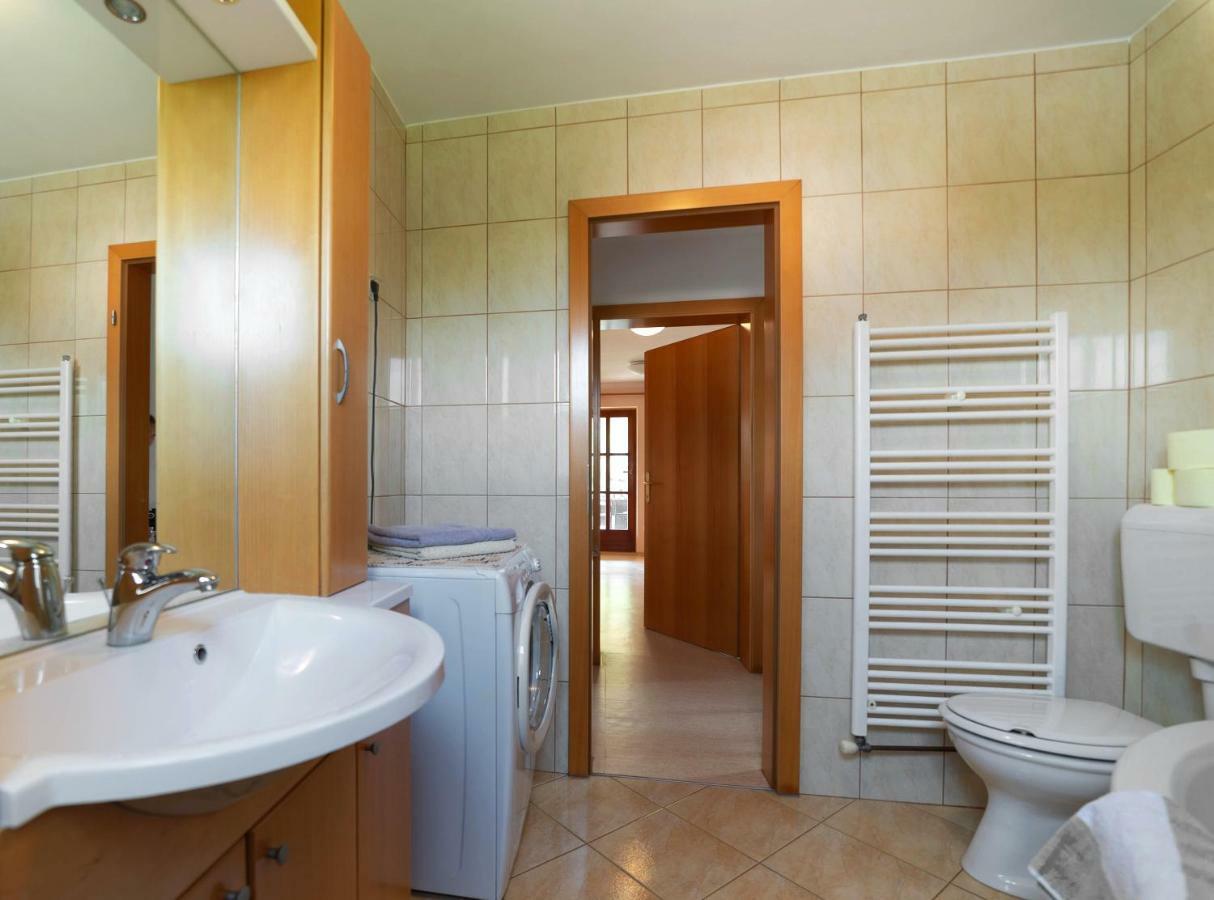Planinca -Hisa Z Razgledom Apartment Smarje pri Jelsah Bagian luar foto